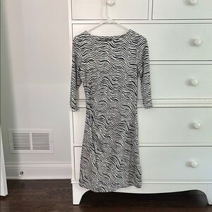 J. McLaughlin Blue and White Zebra Patterned Dress